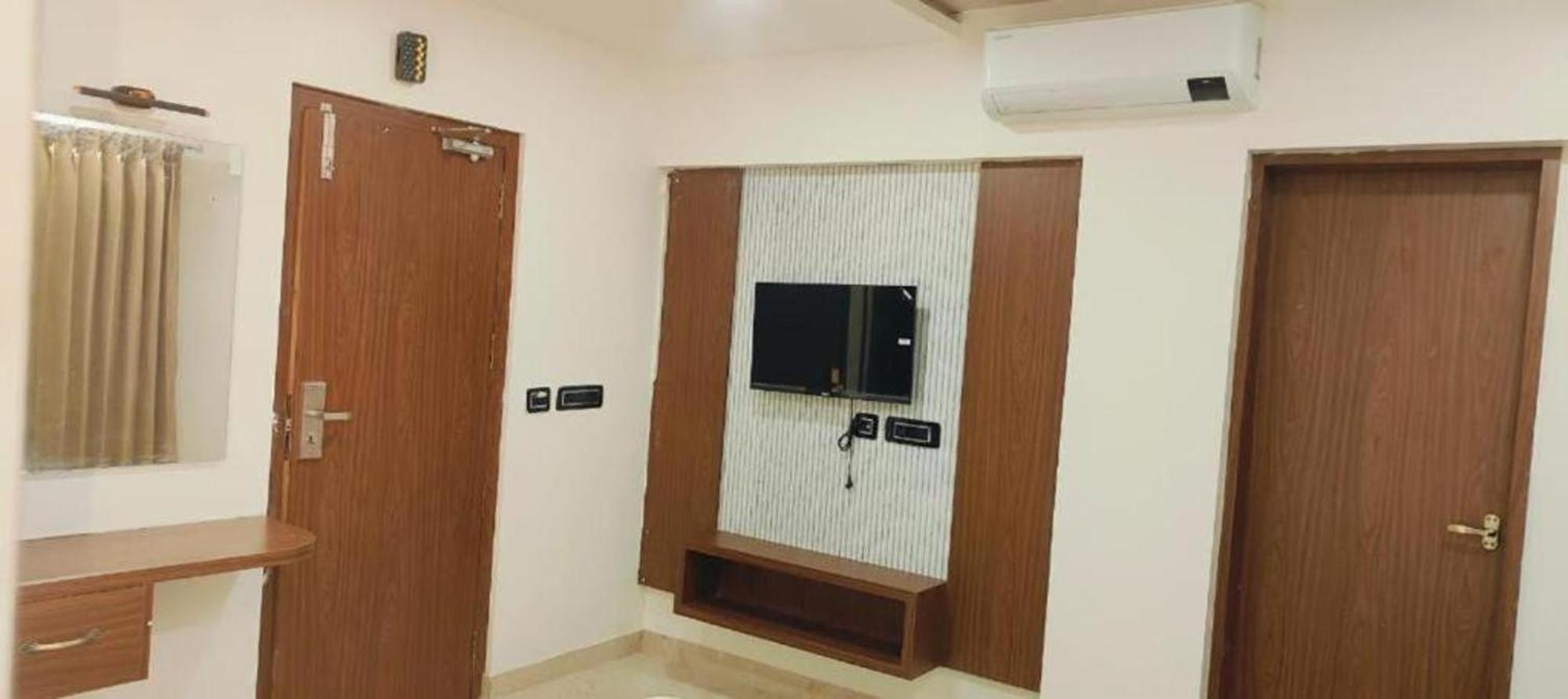Sree Mahalakshmi Residency By K Hotels Virudunagar Eksteriør bilde